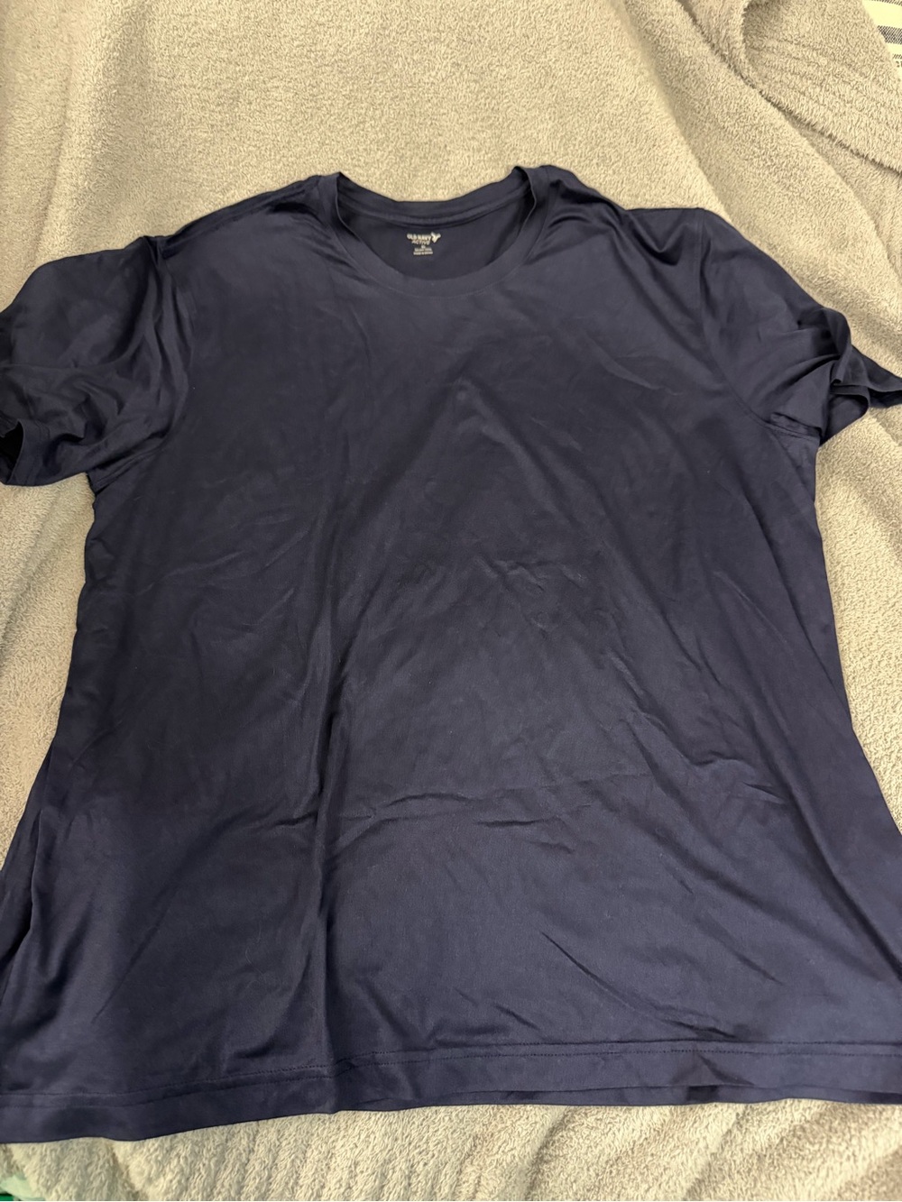 Men's XL Navy Crew Neck T-Shirt -old navy cloud motion